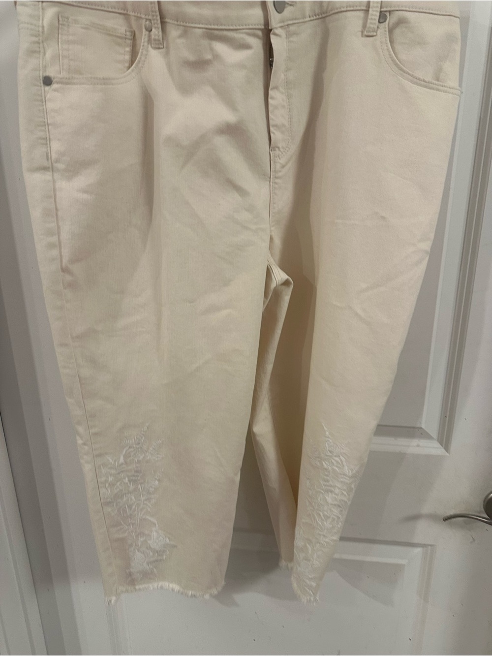 Chico's Cream High-Rise Capris with Distressed Hem